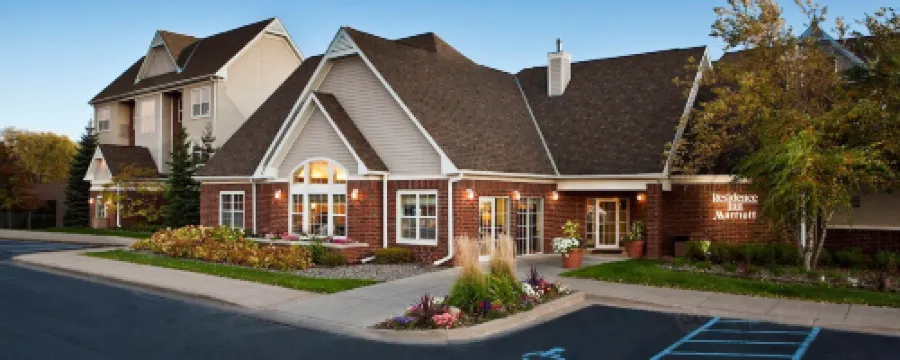 레지던스 인 바이 메리어트 브라운스빌