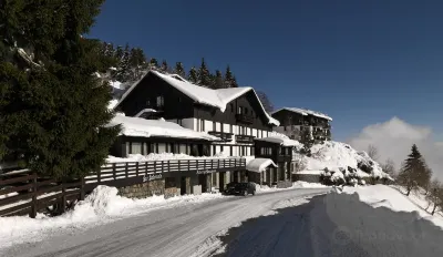 Albergo Ristorante Bucaneve Hôtels à proximité de : MACIST