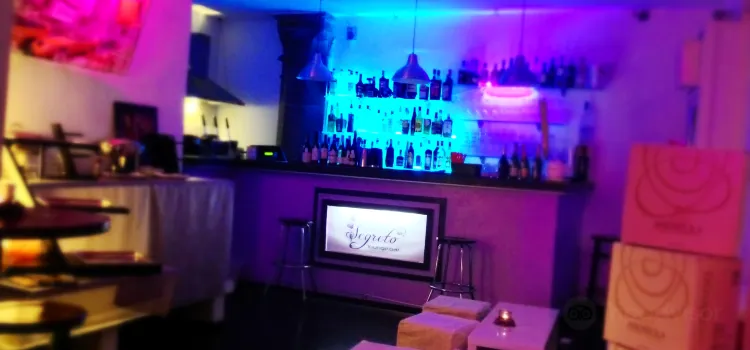 Segreto Loungebar