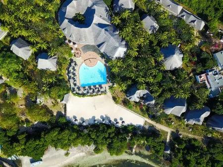 Temple Point Resort Отели рядом с достопримечательностью «Watamu Beach»