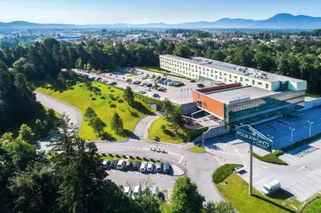 Four Points by Sheraton Ljubljana Mons Отели рядом с достопримечательностью «EGO Lecta»