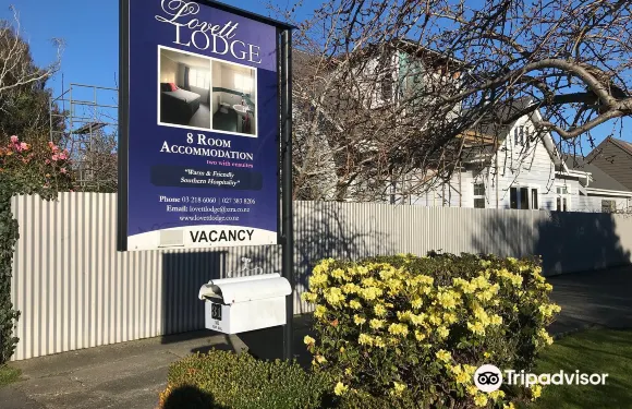 洛維特小屋酒店