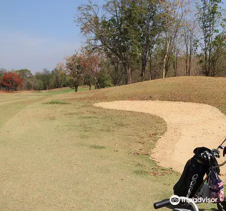 Dragon Hills Golf Course & Driving Range
