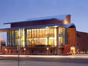 Globe-News Center for the Performing Arts