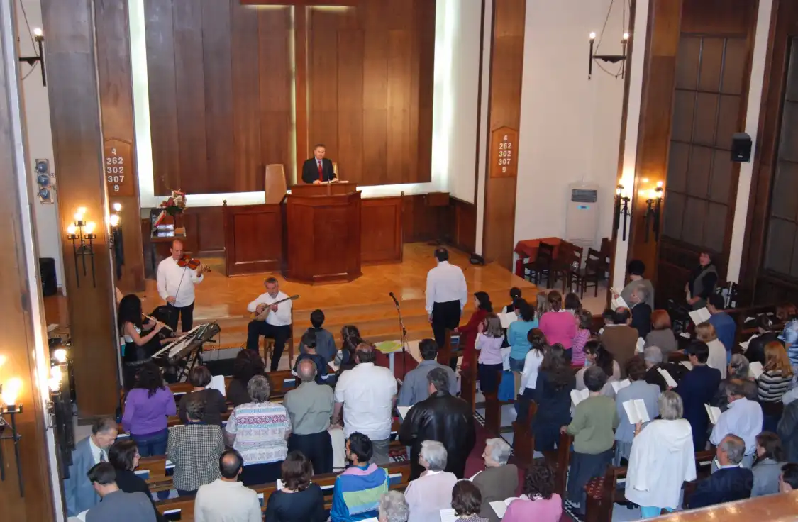 Hotel dekat Greek Evangelical Church