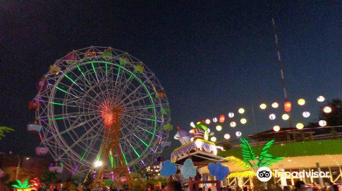 Suroboyo Carnival Park