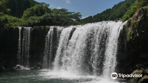 仙洞の滝