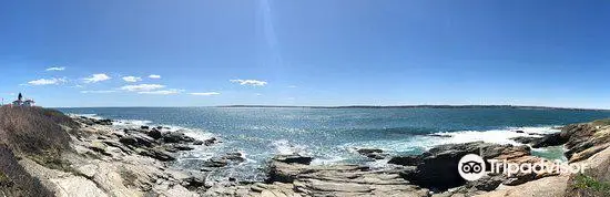 Beavertail Lighthouse and Park