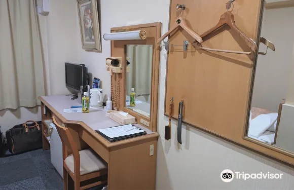 吳本通 克萊希爾酒店