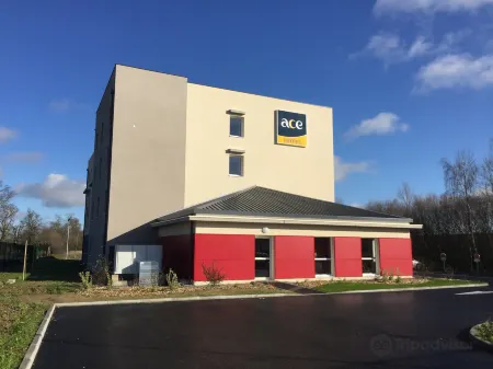 Ace Hôtel Angers Отели в г. Сен-Сильвен-д'Анжу