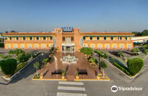 託雷古茲曼尼斯酒店