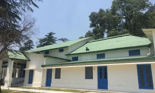 Hotel Pine Retreat Mallroad
