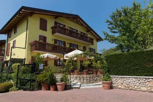 Hotel Romantic Hotels in Cavaion Veronese