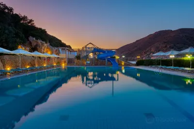 Dolphin Bay Seaside Resort & Suites