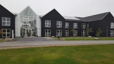 OnlySleep Oksebrovej Hotel dekat Naesbystrand