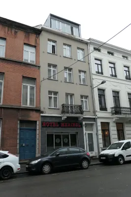 Hôtel Méribel Hotels near Botanique