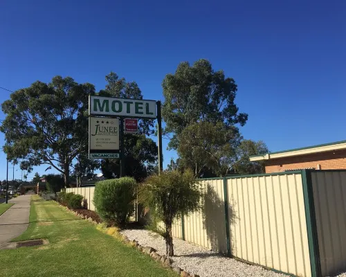 Junee Motor Inn Hotels in Junee