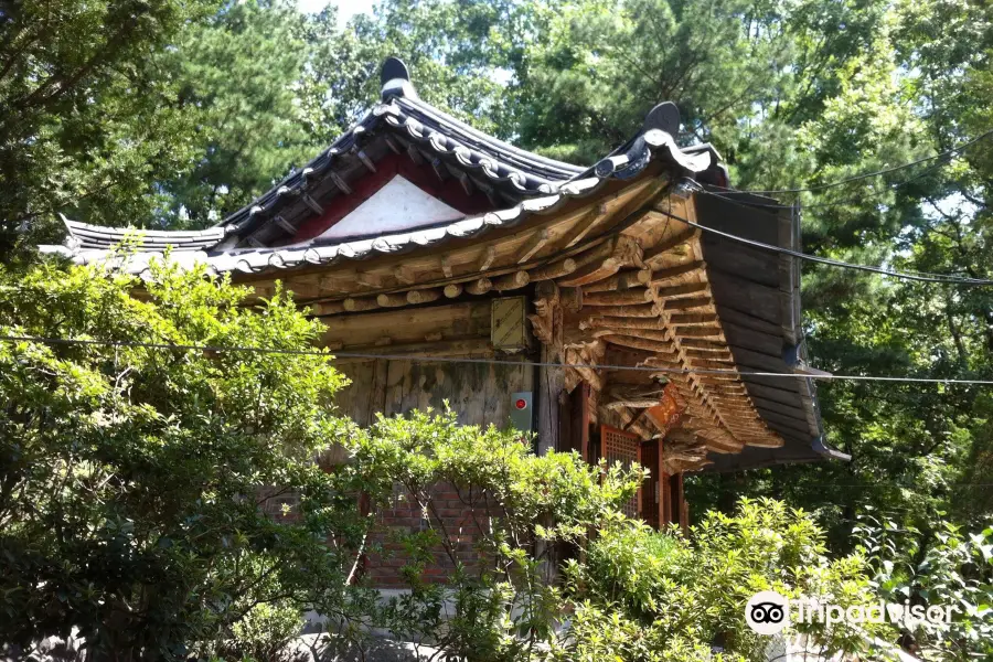 Yeonghwasa Temple