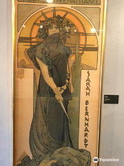 Alfons Mucha: Dva svety