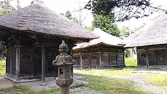 Grave of Shinjohan Clan Tozawa Family