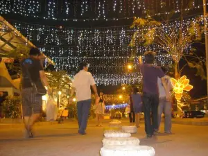 Pakuwon food festival