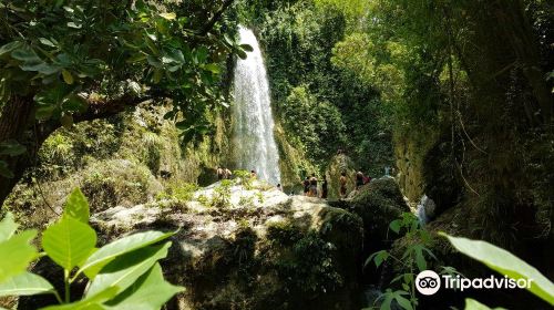 Inambakan Falls