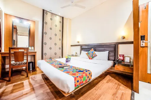 Staayz Premium Gurgaon - Pensions