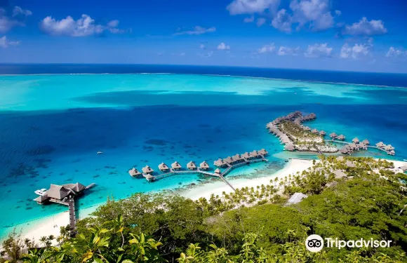 康萊德博拉博拉島酒店