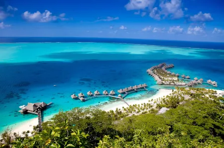 Conrad Bora Bora Nui Отели рядом с достопримечательностью «Вайтапе»