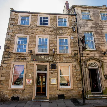 The Sun Hotel & Bar