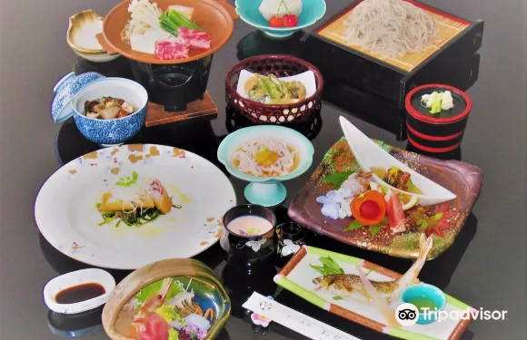 卡普紹林卡庫酒店