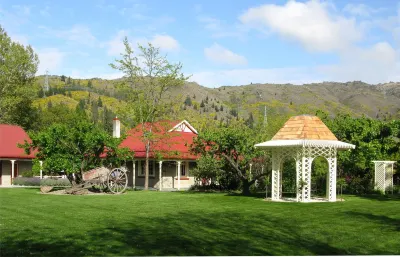 Hartley Homestead Boutique Bed & Breakfast Hotels in Alexandra