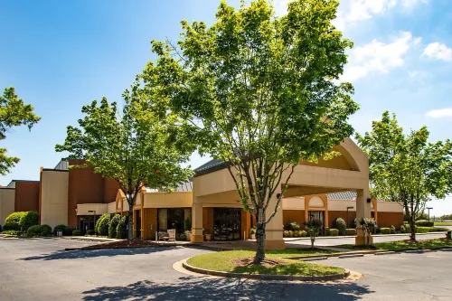 Ramada by Wyndham Gainesville