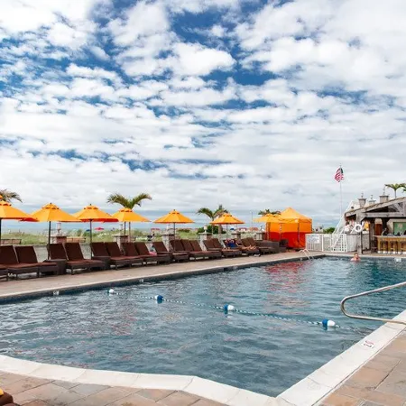 Ocean Club Hotel