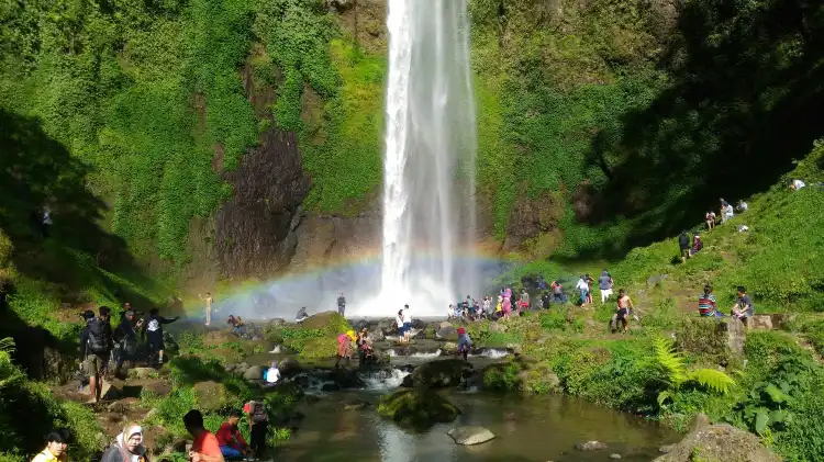 Hotels near Cimahi Waterfall