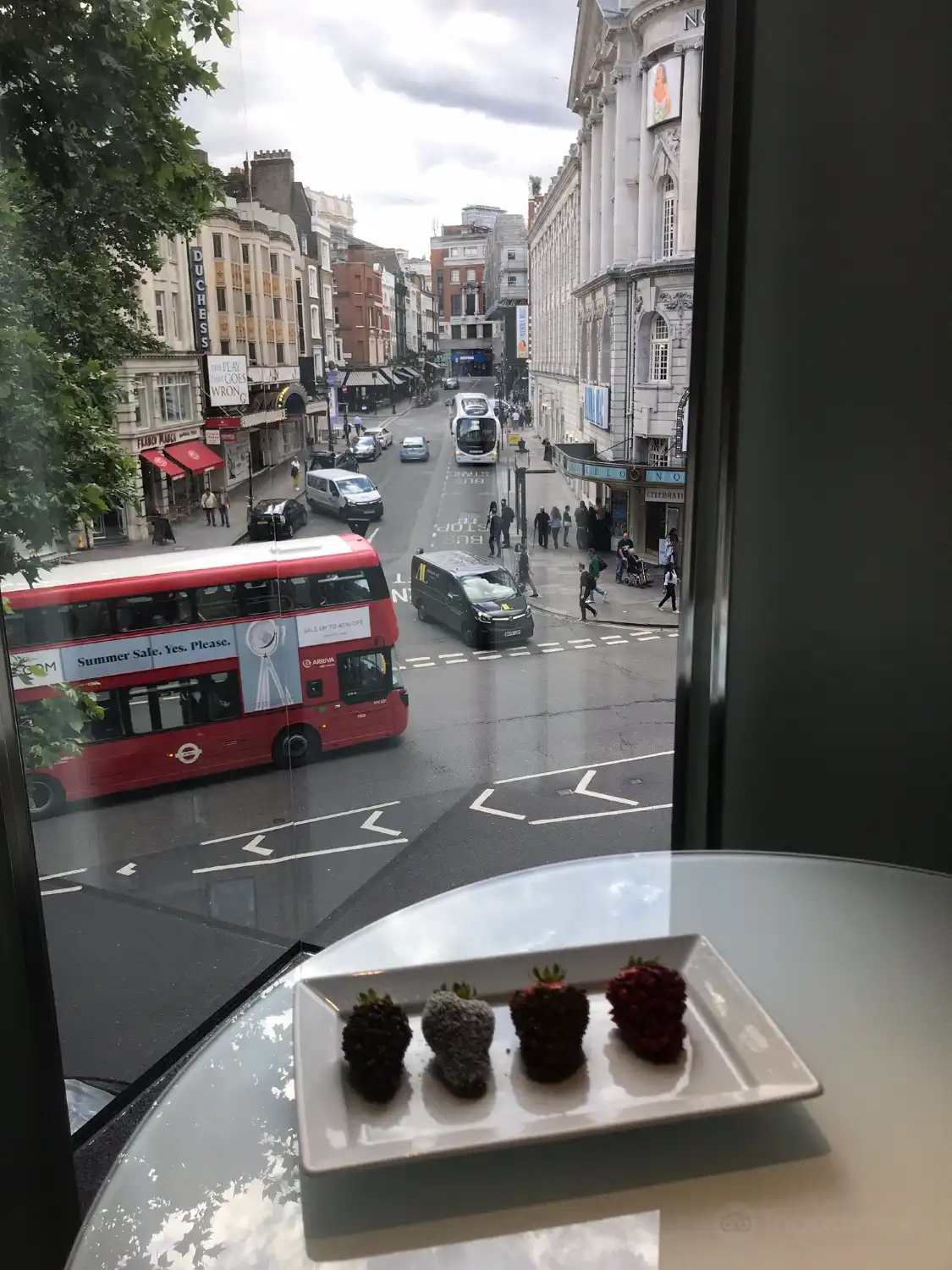 Hotels near Boots Opticians