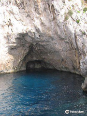 Red Grotta