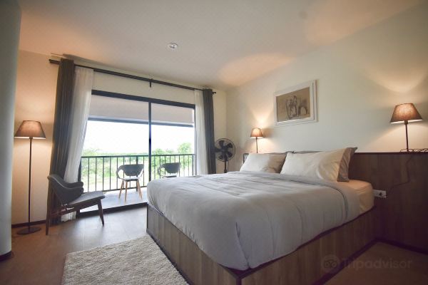 I Love Phants Lodge_2
