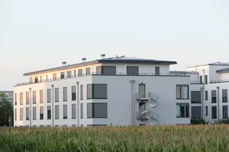 Soller Business Hotel - Munich Airport MUC Отели в г. Нойфарн бай Фрайзинг