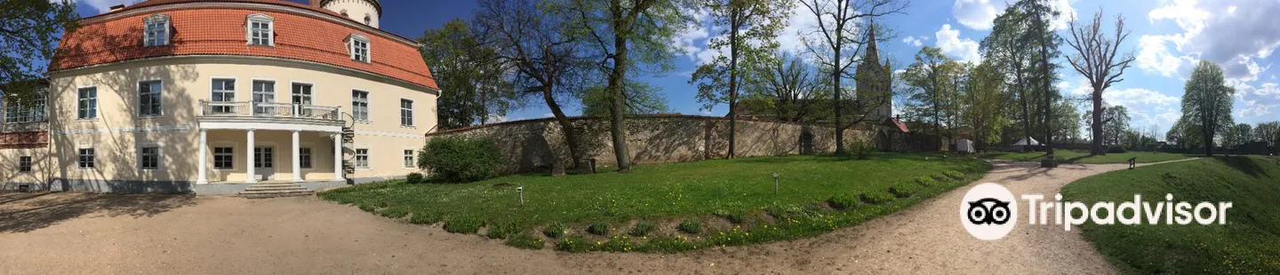 2_Cēsis Castle Park