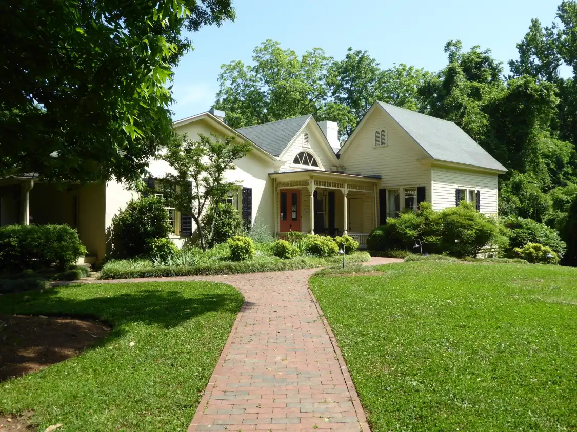 Hotels near Horace Duncan House