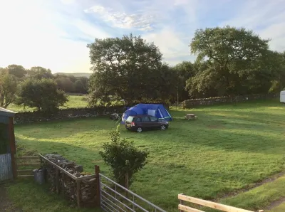 Ty Isaf Penrhyddion