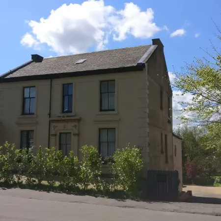 Crosshill House