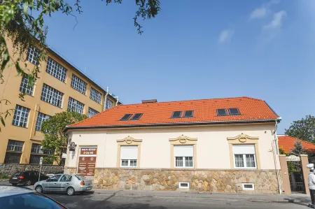 Hotel Karin Отели в г. Дунакеси