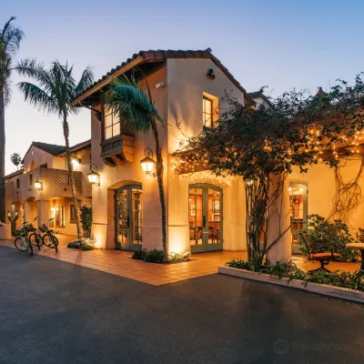 Brisas Del Mar Inn at the Beach Hotels near Waterfront
