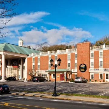 John Carver Inn & Spa Отели рядом с достопримечательностью «Plymouth Mayflower»