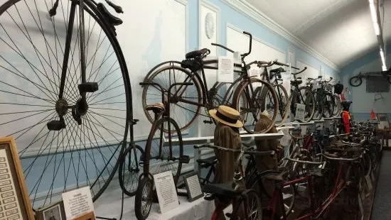 Deke Slayton Memorial Space and Bike Museum