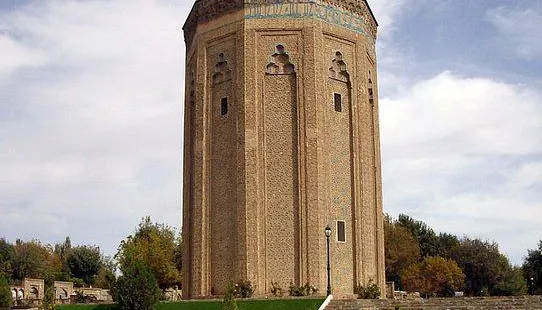 Momine Khatun Mausoleum