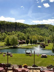 Smoke Hole Caverns