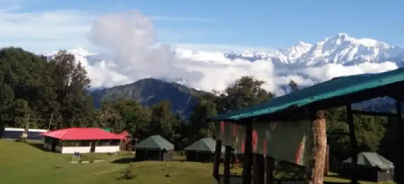 Hotels in Kempty Range